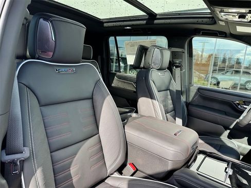 New 2026 GMC Yukon XL AT4 Ultimate image 11