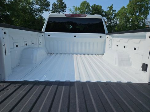 Used 2025 Chevrolet Silverado 1500 LT image 19