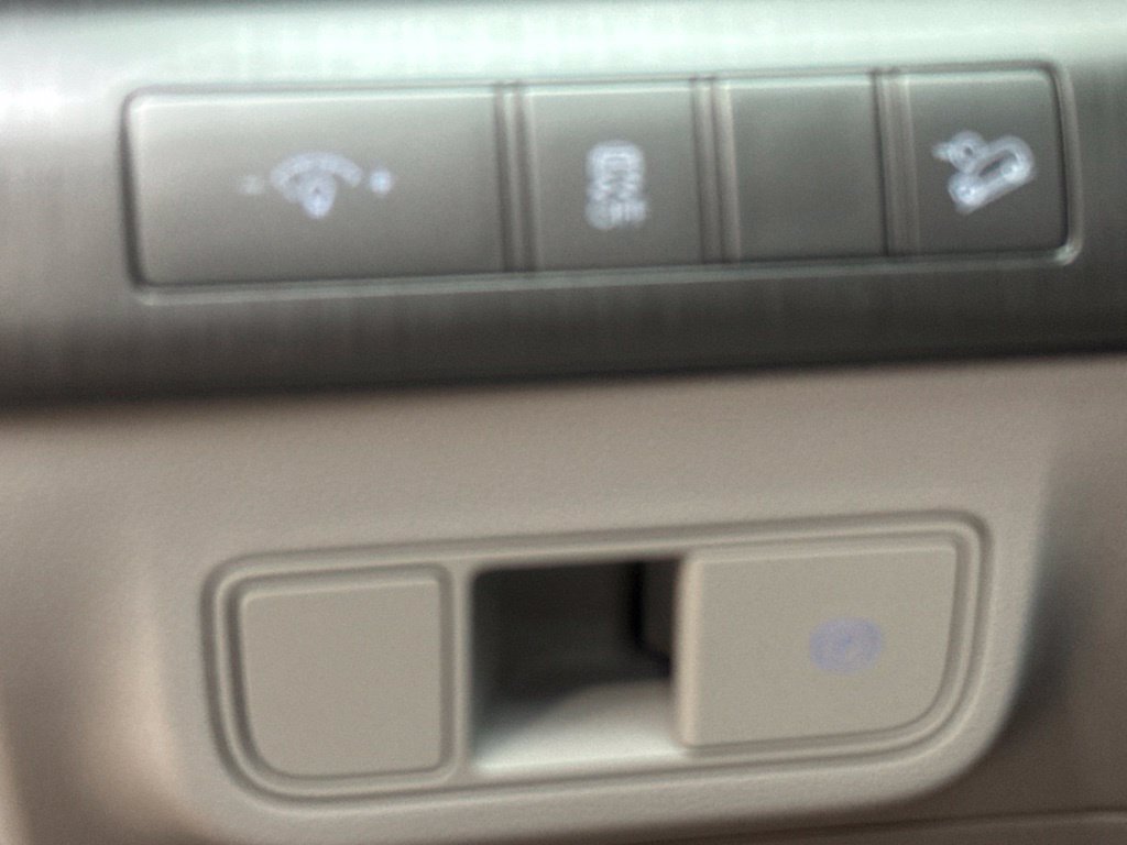 New 2027 Hyundai Kona SEL Premium FWD image 23