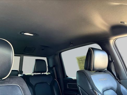 Used 2023 RAM 1500 Laramie AWD/4WD image 8