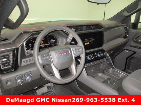 New 2025 GMC Sierra 2500 AT4 w/ Technology Package image 17