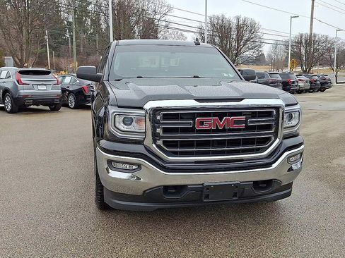 Certified 2018 GMC Sierra 1500 SLE w/ SLE Value Package image 3