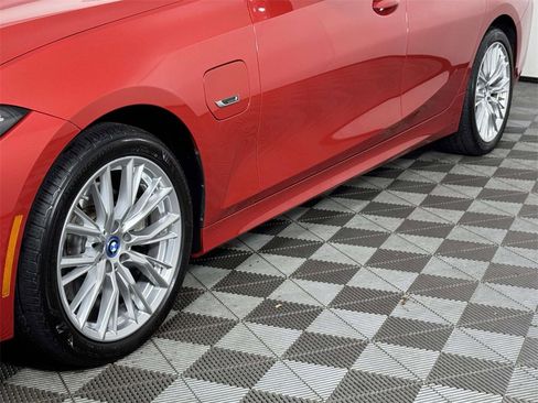 Used 2023 BMW 330e xDrive w/ Premium Package image 13