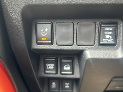 Used 2023 Nissan Frontier PRO-4X AWD/4WD image 27