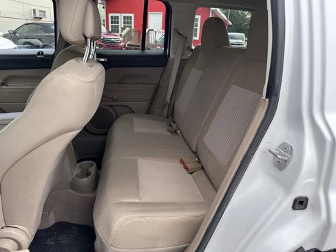 Used 2013 Jeep Patriot Sport FWD image 14