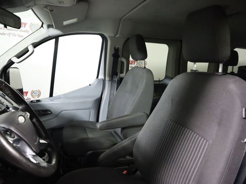 Used 2016 Ford Transit 150 XL image 24