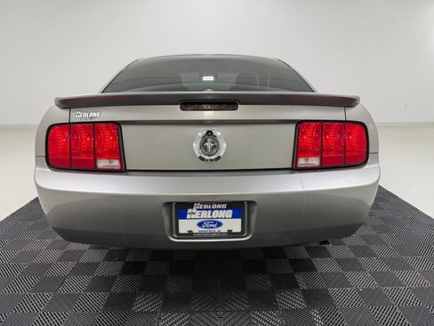 Used 2008 Ford Mustang Premium RWD image 6