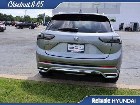 Used 2025 Buick Envision Avenir AWD/4WD image 20