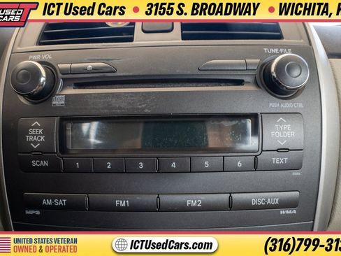 Used 2011 Toyota Corolla LE FWD image 9