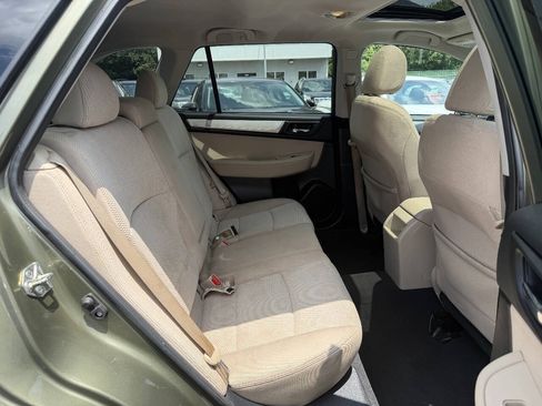 Used 2017 Subaru Outback 2.5i Premium AWD/4WD image 20