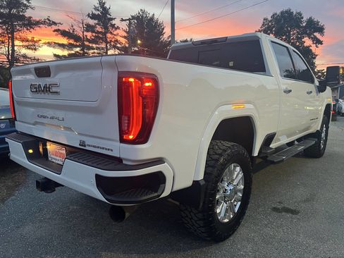 Used 2023 GMC Sierra 2500 Denali w/ Denali Ultimate Package AWD/4WD image 5
