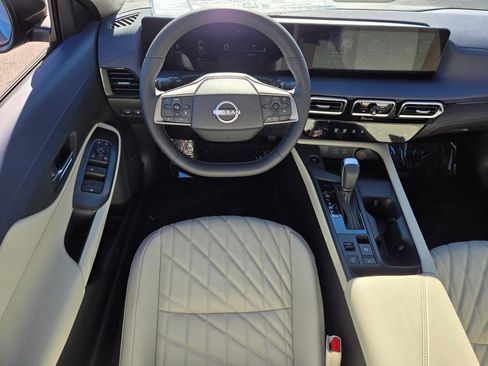 New 2026 Nissan Sentra SL w/ Floor Mat Package FWD image 9