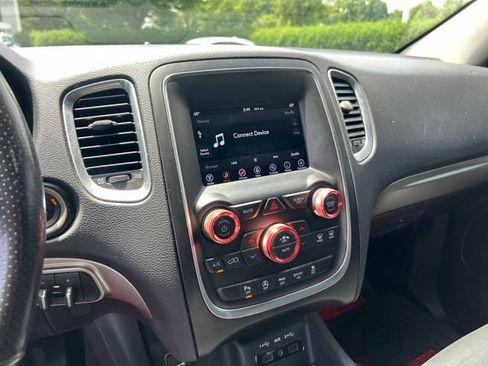 Used 2020 Dodge Durango SXT AWD/4WD image 25