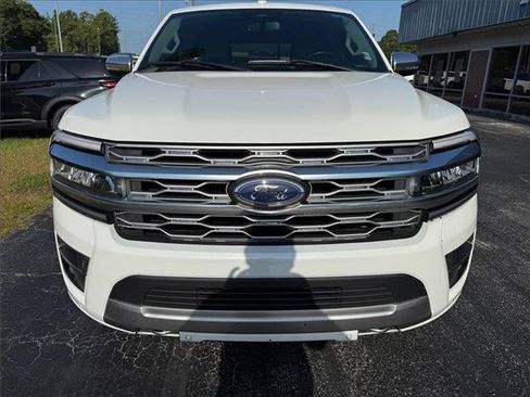 Used 2023 Ford Expedition Platinum AWD/4WD image 8