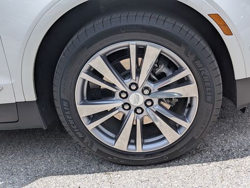 Used 2024 Cadillac XT5 Premium Luxury w/ Technology Package FWD image 11