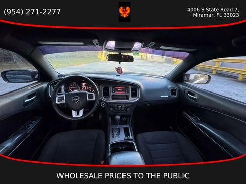 Used 2014 Dodge Charger SE image 13