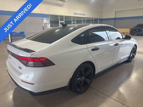 Used 2023 Honda Accord Sport image 3
