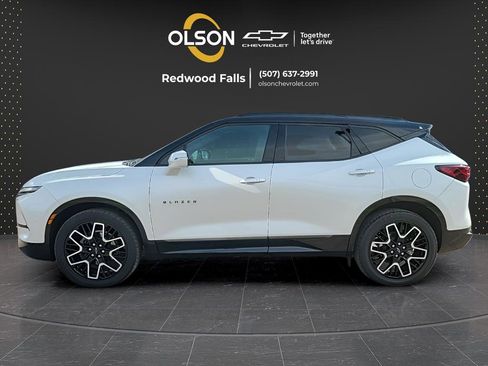 Used 2024 Chevrolet Blazer RS w/ Enhanced Convenience Package FWD image 2