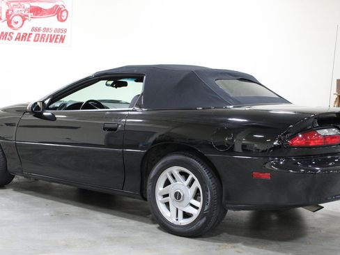Used 1995 Chevrolet Camaro Z28 RWD image 27