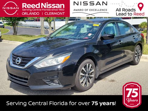Used 2017 Nissan Altima 2.5 SV FWD image 1