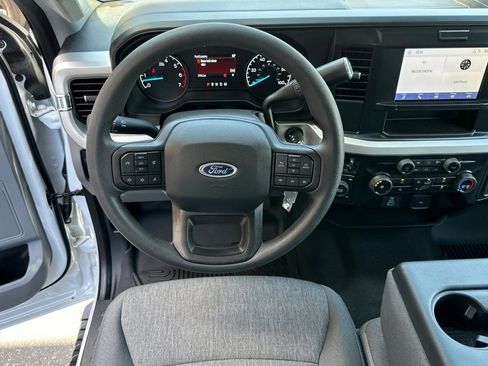 Used 2025 Ford F250 XL w/ STX Appearance Package image 14