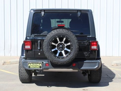 Used 2020 Jeep Wrangler Unlimited Sahara image 6