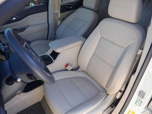 Used 2020 GMC Acadia Denali w/ Technology Package image 10