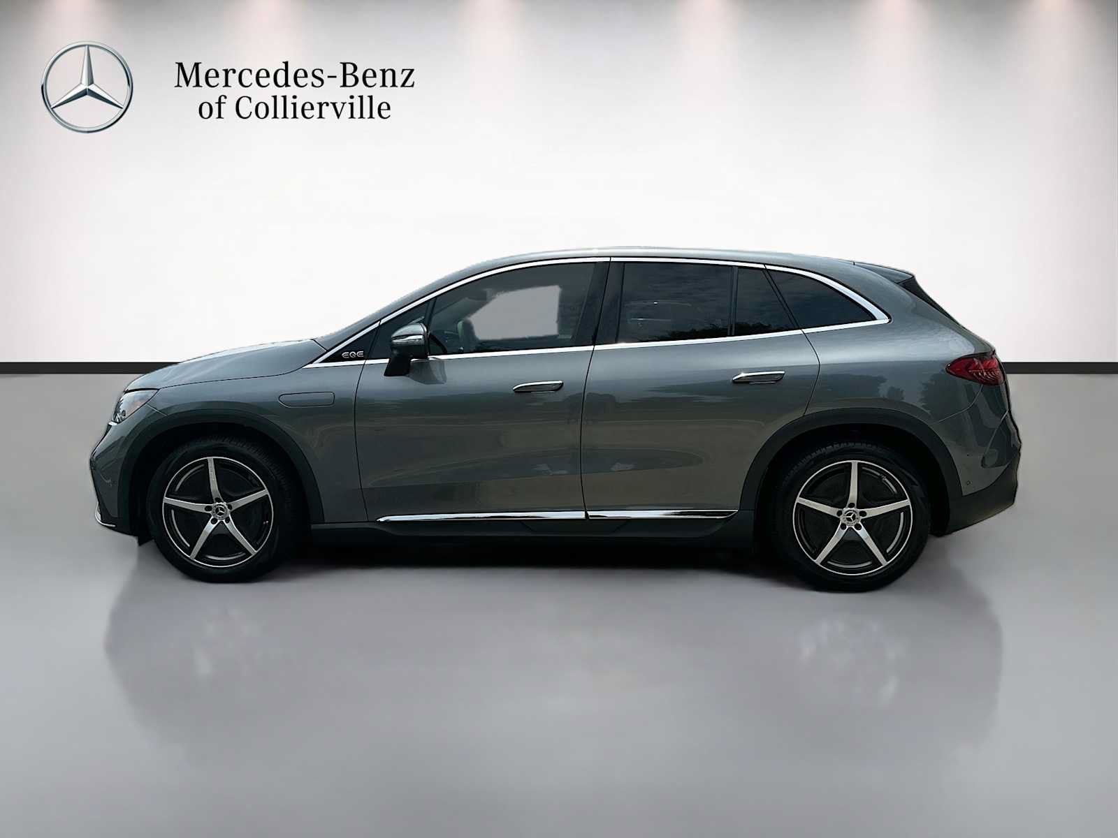 Used 2023 Mercedes-Benz EQE 350+ 4MATIC SUV w/ AMG Line Exterior Package image 8
