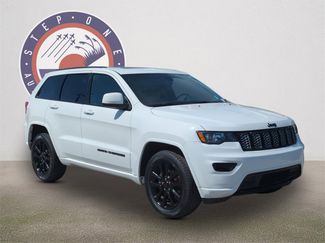 Used 2020 Jeep Grand Cherokee Altitude video 2