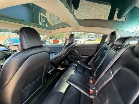 Used 2018 Tesla Model 3 Long Range RWD image 21