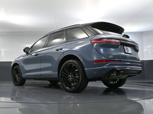 Used 2023 Lincoln Corsair Reserve w/ Jet Appearance Package image 51