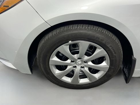 Used 2026 Toyota Corolla LE FWD image 13