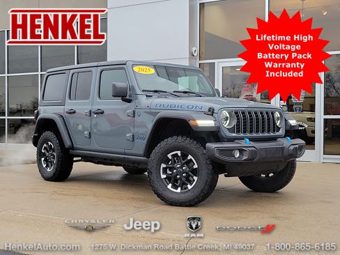 Used 2025 Jeep Wrangler Unlimited Rubicon 4xe w/ Convenience Group AWD/4WD image 1