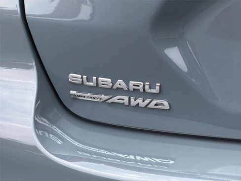 Used 2024 Subaru Crosstrek 2.0i Premium w/ Crosstrek Mirror Package AWD/4WD image 8