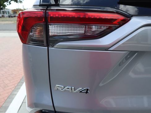 Used 2023 Toyota RAV4 SE AWD/4WD image 17