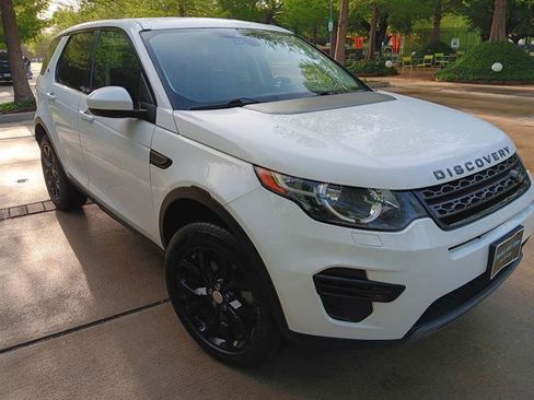 Used 2016 Land Rover Discovery Sport SE image 7