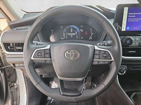 Certified 2026 Toyota Grand Highlander FWD image 14
