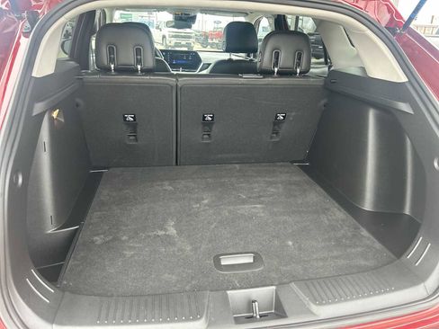 Used 2024 Chevrolet Trax LT w/ Driver Confidence Package image 24