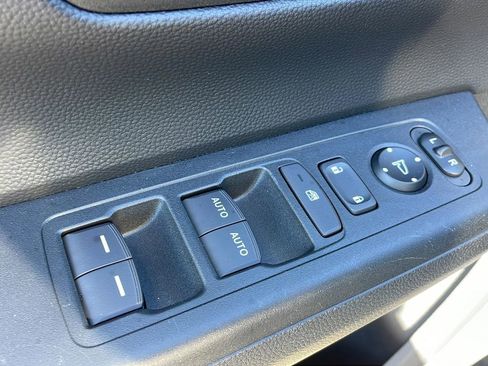 Used 2023 Honda CR-V Sport image 25