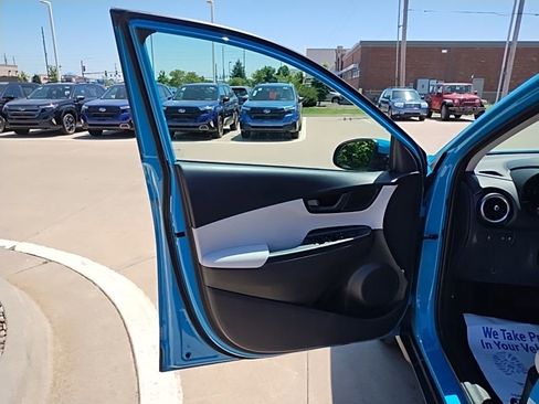Used 2023 Hyundai Kona SEL FWD image 15