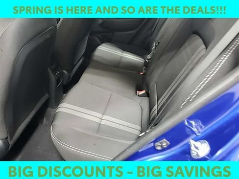 Used 2025 Hyundai Venue SEL image 14