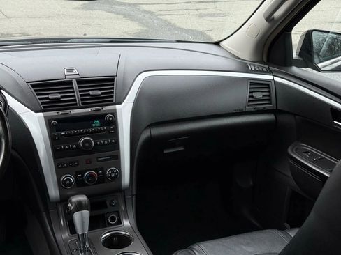 Used 2009 Chevrolet Traverse LT image 33