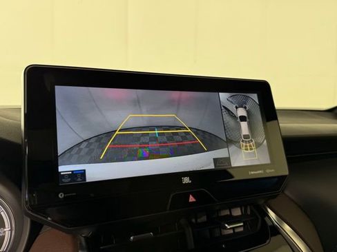 Used 2021 Toyota Venza Limited w/ Advanced Technology Package image 19