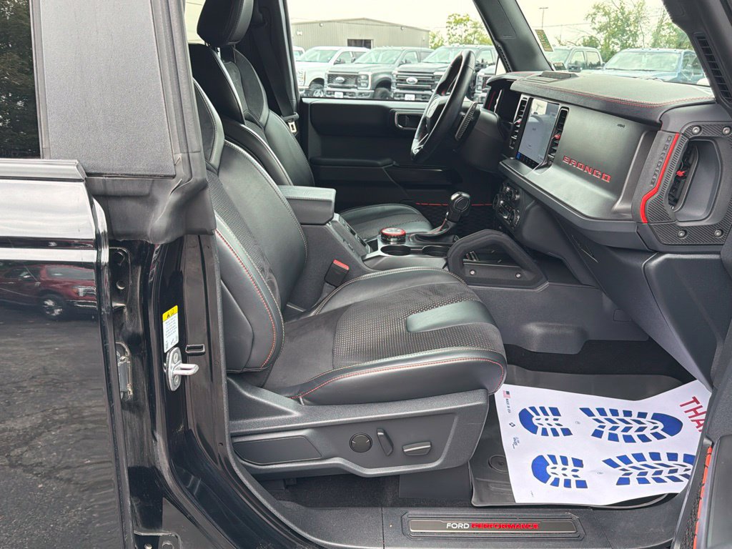 Used 2025 Ford Bronco Raptor AWD/4WD image 14