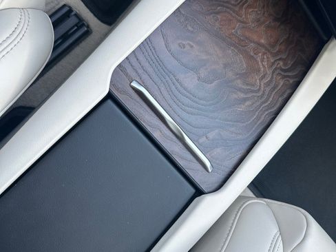 Used 2018 Tesla Model S AWD image 28