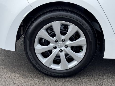 Used 2024 Toyota Corolla LE image 36