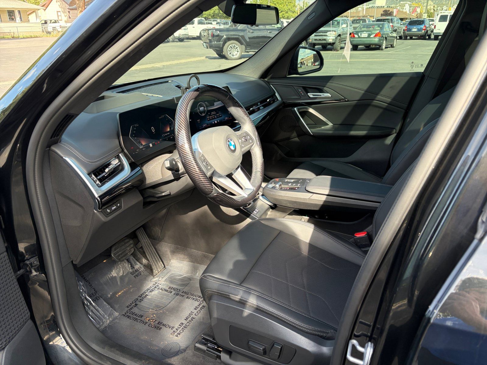 Used 2025 BMW X1 xDrive28i w/ Technology Package AWD/4WD image 9