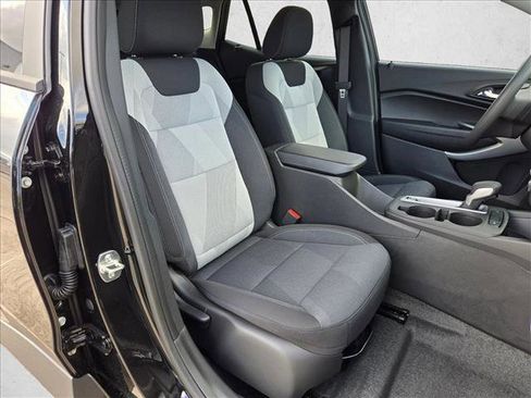 New 2026 Chevrolet Trax LS image 18