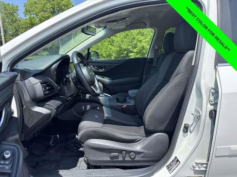 Used 2022 Subaru Outback Premium AWD/4WD image 3