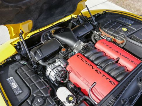 Used 2003 Chevrolet Corvette Z06 w/ Memory Package, 3 Drivers image 15